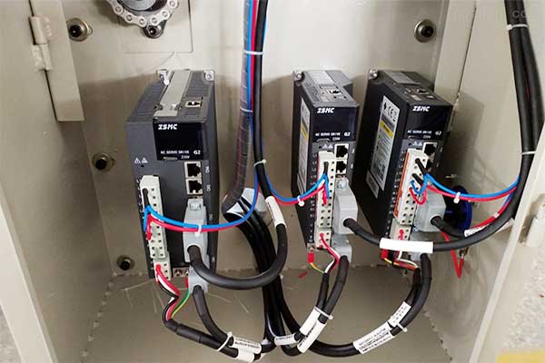 三伺服枕式深夜网站在线播放故障排除