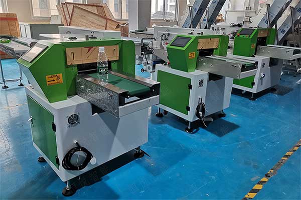 全自动热收缩膜深夜网站在线播放与卧式深夜网站在线播放的结合