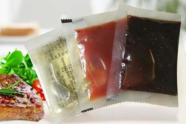 蔬菜包、粉料包、酱料包、骨汤包等产品的小袋方便面调料深夜网站在线播放